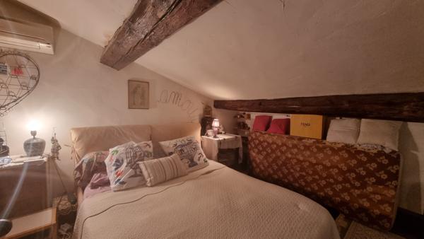 Cannes (06400) CANNES LE SUQUET 3 PIECES VUE MER