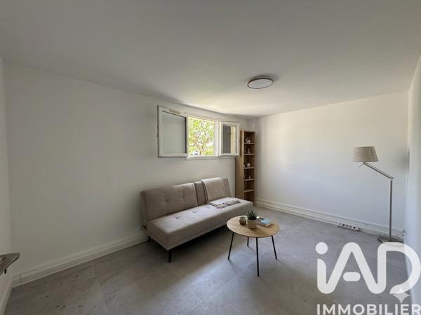 Location studio 21 m² Sainte-Geneviève-des-Bois