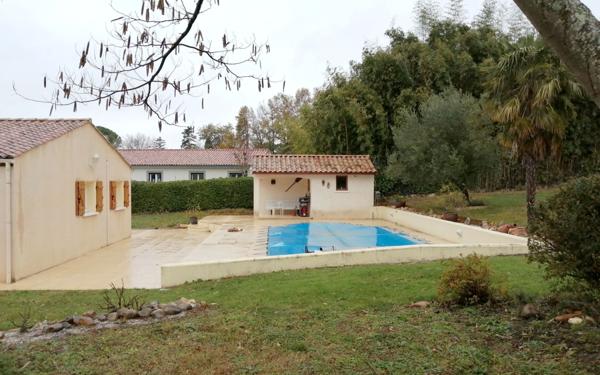 Maison à vendre    5 pièces •  Labessière-Candeil