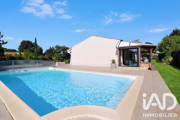 Maison à vendre 6 pièces 148 m² Léognan