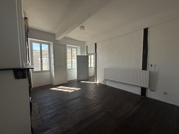 Bourg-de-Visa (82190) TARN ET GARONNE Bourg de Visa Maison en pierre au village avec 3 chambres