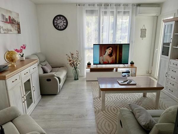 Magnifique appartement spacieux T5 de 83 m² au second étage sans ascenseur avec balcon et cave