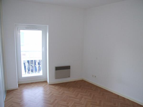 HAGETMAU CENTRE - 1er ETAGE