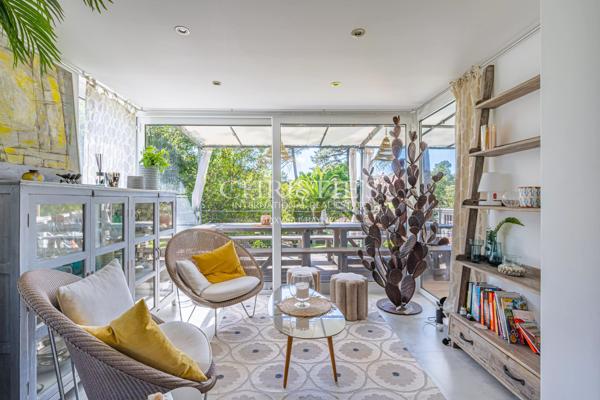 Villa familiale avec piscine grand jardin
