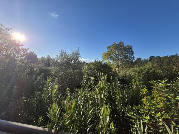 Avignon (84140) *** SOUS COMPROMIS*** MONTFAVET (84140) - APPARTEMENT 55 M2 AVEC GRANDE TERRASSE + 2 PLACES DE PARKING + 1 CA