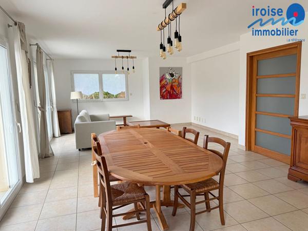 JOLIE PROPRIETE T 7 – 900 M PLAGE