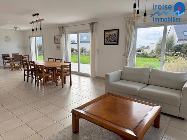JOLIE PROPRIETE T 7 – 900 M PLAGE