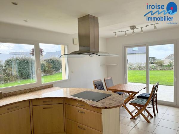 JOLIE PROPRIETE T 7 – 900 M PLAGE
