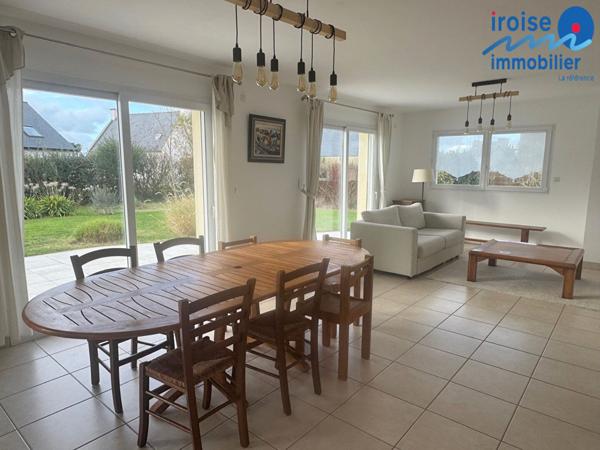 JOLIE PROPRIETE T 7 – 900 M PLAGE