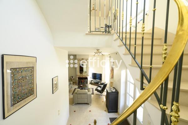 Maison 9 pièces - 223 m² Bien prestige