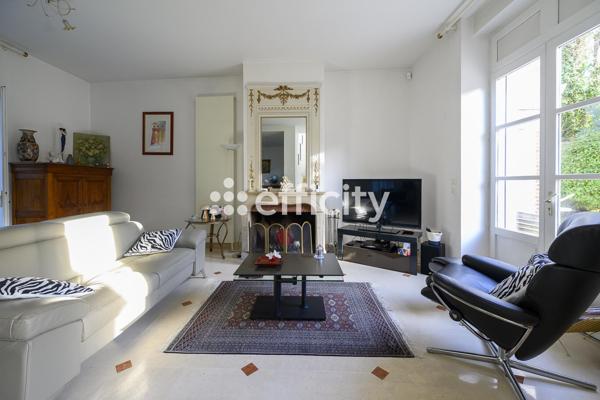 Maison 9 pièces - 223 m² Bien prestige