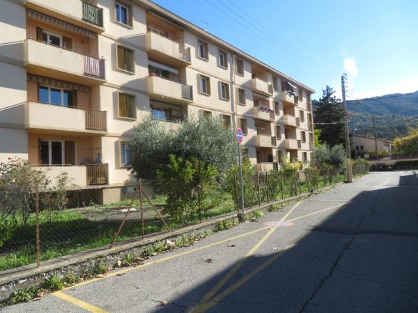 APPARTEMENT T3 en résidence sécurisée de 67 m2 à DIGNE LES BAINS (04)