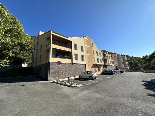 APPARTEMENT T3 en résidence sécurisée de 67 m2 à DIGNE LES BAINS (04)