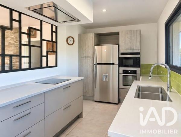 Maison à vendre 4 pièces 152 m² Fronton