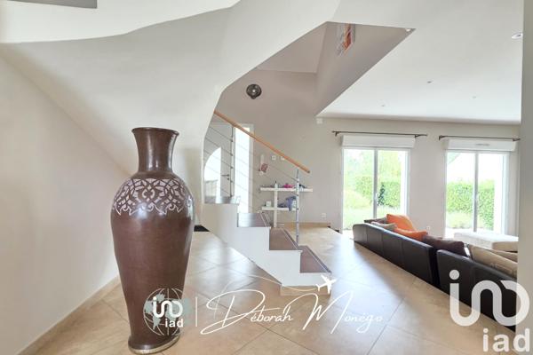 Maison à vendre 8 pièces 195 m² Breuil-Bois-Robert