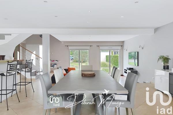 Maison à vendre 8 pièces 195 m² Breuil-Bois-Robert