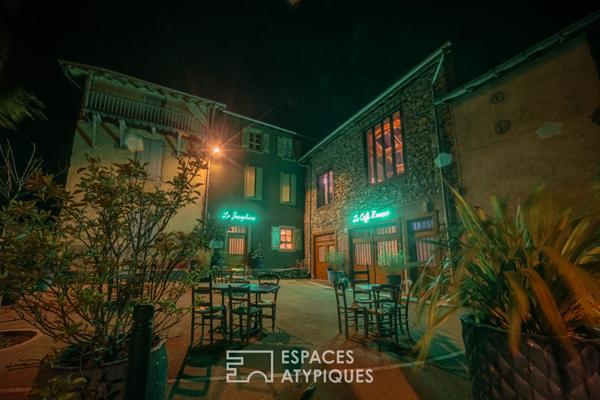 Maison d’hôtes haut-de-gamme et son bistrot rénovés par un architecte en Ariège sur le GR10