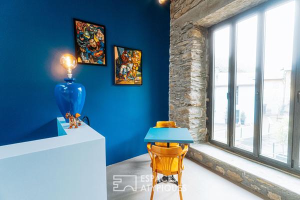 Maison d’hôtes haut-de-gamme et son bistrot rénovés par un architecte en Ariège sur le GR10