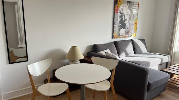 À louer, agréable appartement T3 avec balcon – Tours.