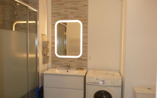 Appartement à louer    2 pièces • 43,59 m2 Vaulx-en-Velin