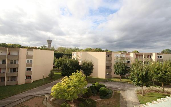 Appartement à vendre    3 pièces • 68,63 m2 Montigny-le-Bretonneux
