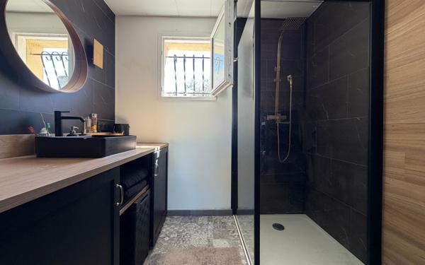 Maison à vendre    6 pièces •  Baulne