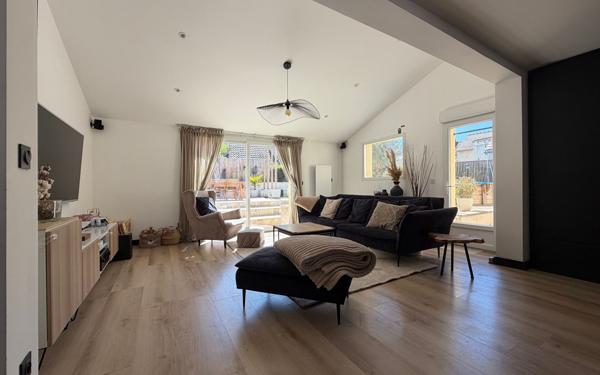 Maison à vendre    6 pièces •  Baulne