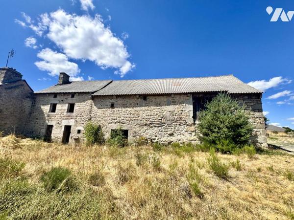 CORPS DE FERME EN PIERRE À RÉNOVER (LA FAGE-SAINT-JULIEN - 48)
