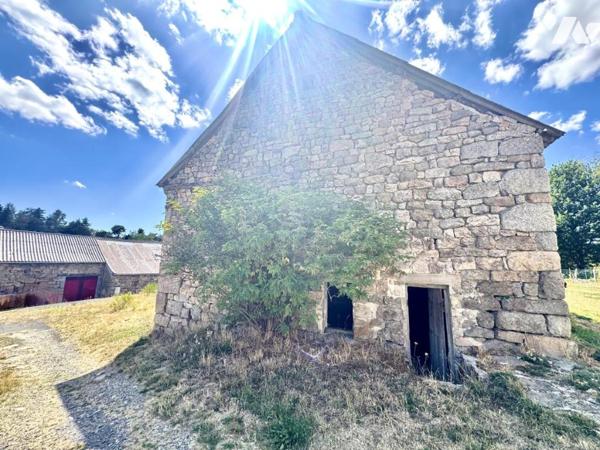 CORPS DE FERME EN PIERRE À RÉNOVER (LA FAGE-SAINT-JULIEN - 48)