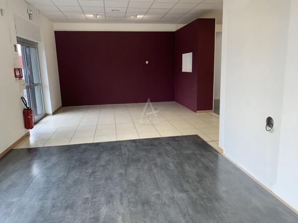 A louer-Local commercial 500 m² Champniers