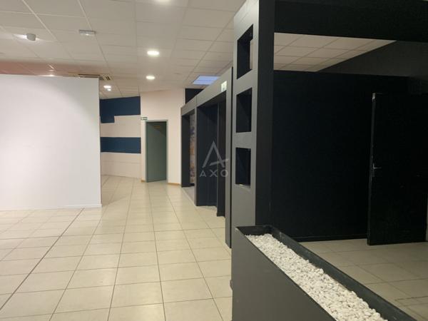 A louer-Local commercial 500 m² Champniers