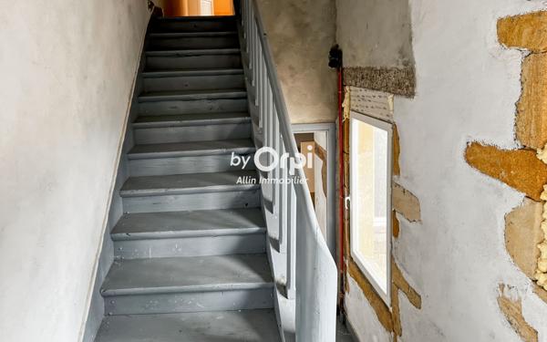 Maison à vendre    5 pièces •  Montmarault