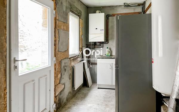 Maison à vendre    5 pièces •  Montmarault