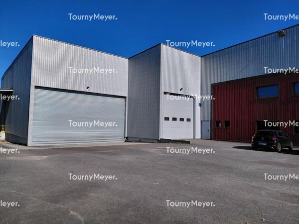 BLANQUEFORT- A VENDRE-ENTREPOT DE 4886 M² -IDEAL STOCKAGE