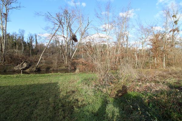 MAISON 120 M² AVEC BORD DE RIVIÈRE