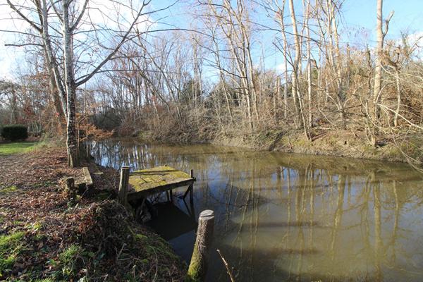 MAISON 120 M² AVEC BORD DE RIVIÈRE