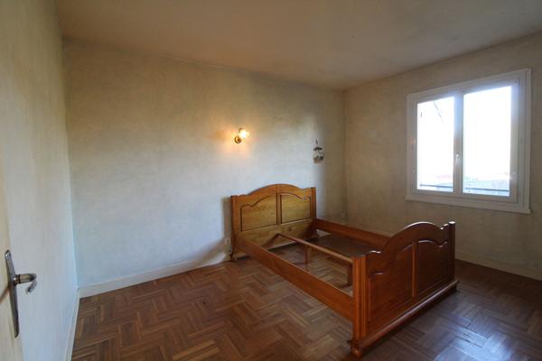 MAISON 120 M² AVEC BORD DE RIVIÈRE