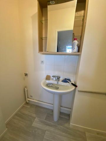 Appartement à louer    1 pièce •  Fleury-les-Aubrais