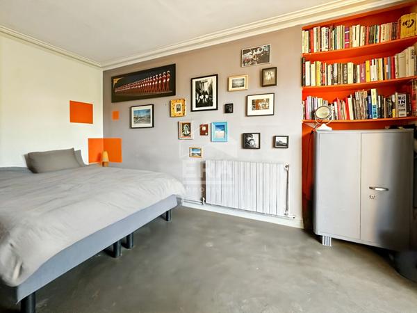 Maison Montreuil 5 pièce(s)  de 94 m² au sol et 86 m² loi Carrez avec terrasse et jardin