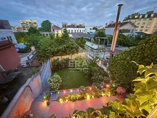 Maison Montreuil 5 pièce(s)  de 94 m² au sol et 86 m² loi Carrez avec terrasse et jardin
