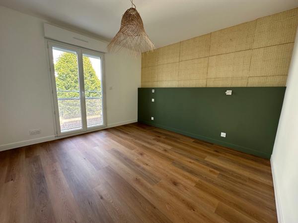 Appartement à vendre 3 pièces LARMOR PLAGE (56) avec garage et cave