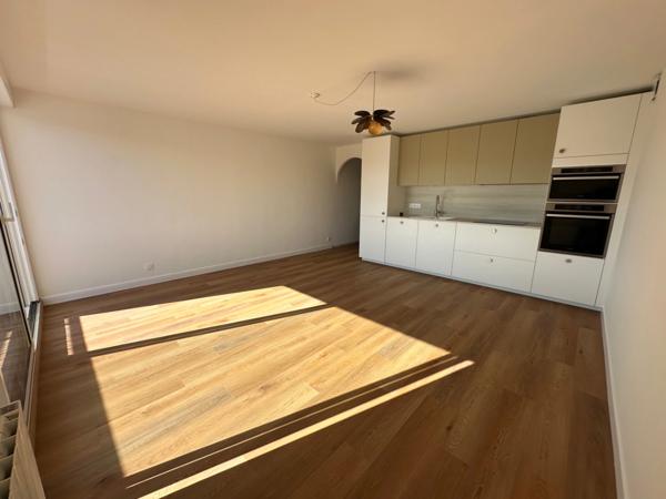 Appartement à vendre 3 pièces LARMOR PLAGE (56) avec garage et cave