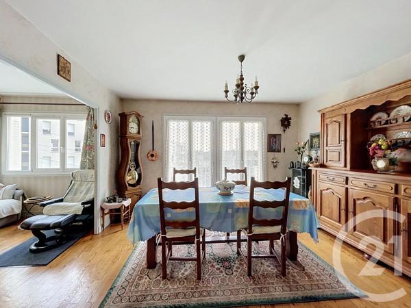 Appartement F4 à vendre  4 pièces - 68,61 m 2   CLERMONT FERRAND  - 63
