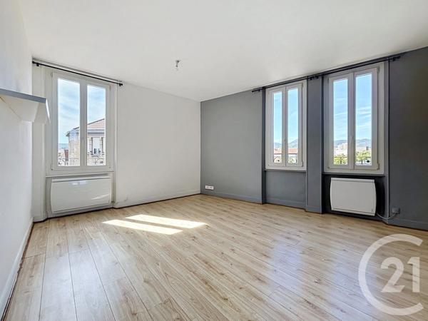 Appartement F4 à vendre  4 pièces - 68,61 m 2   CLERMONT FERRAND  - 63