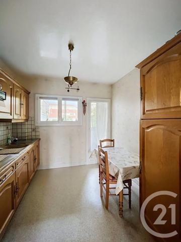 Appartement F4 à vendre  4 pièces - 68,61 m 2   CLERMONT FERRAND  - 63