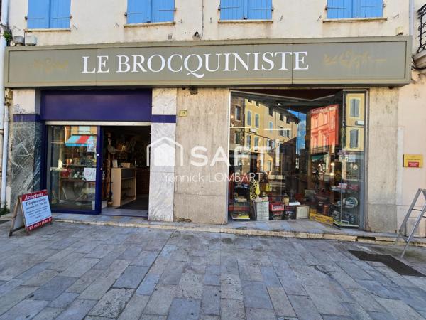 Local commercial 157 m² avec locataire en 3/6/9