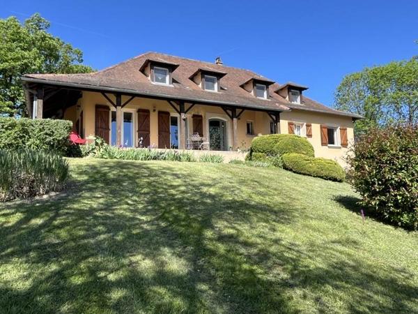 Maison à vendre 374 880 € Savignac 8 p 266 m² DPE D