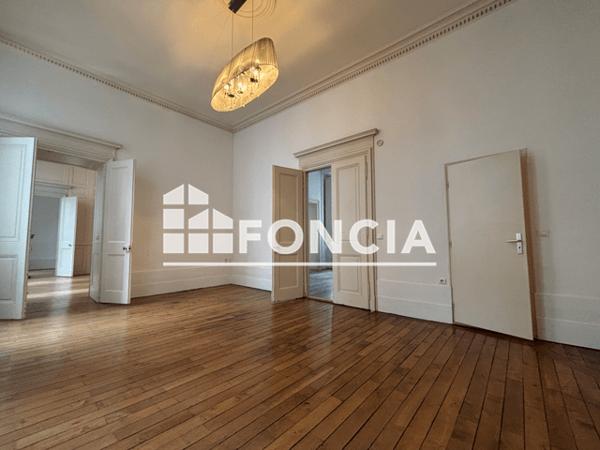 Location Appartement 5 pièces 120 m² - 9 RUE MONCEY Besancon 25000