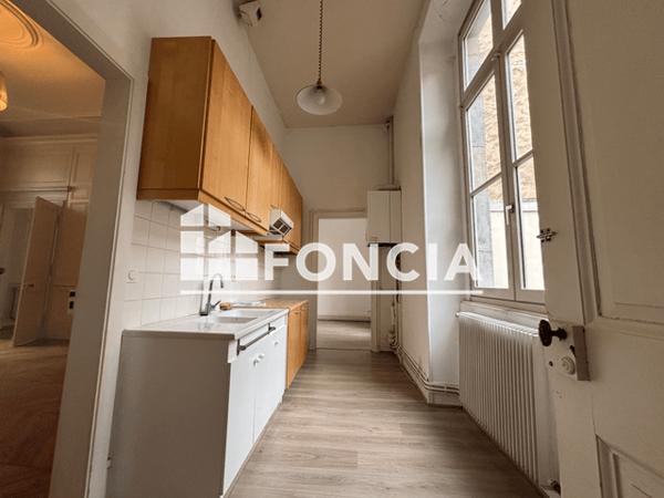 Location Appartement 5 pièces 120 m² - 9 RUE MONCEY Besancon 25000