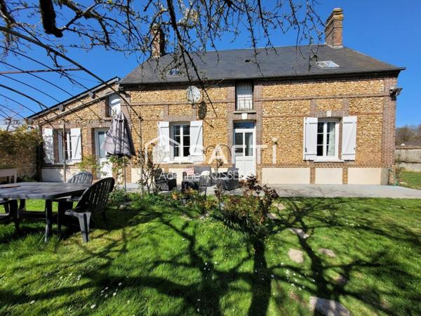 Ancien corps de ferme 139 m² + stockage 160 m²